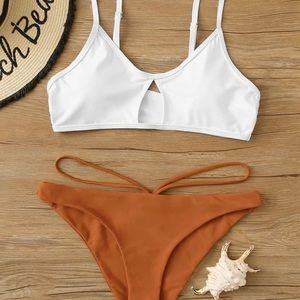 Lot of bikinis!! All size M